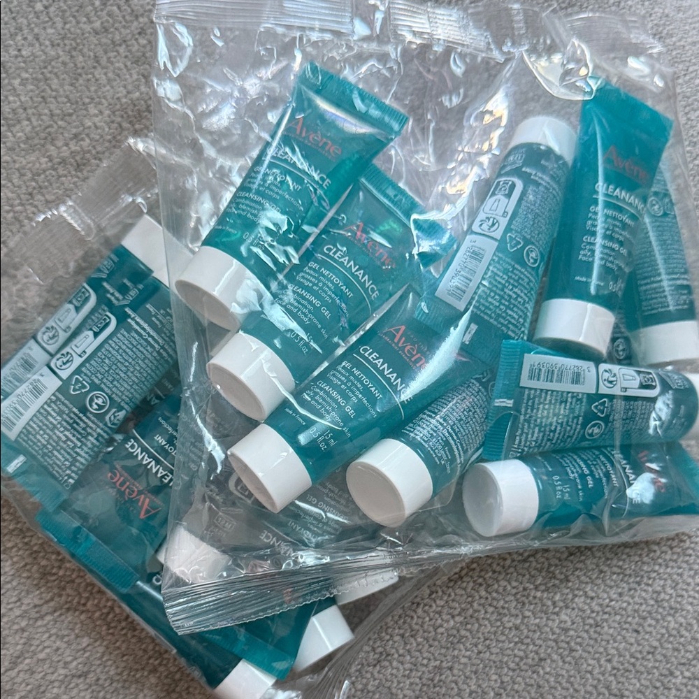 Avene Cleansing Gel Travel Size Set 20piece